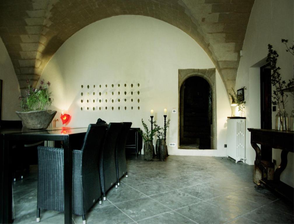 Monte Arena Bed & Breakfast Montaren-et-Saint-Mediers Bagian luar foto