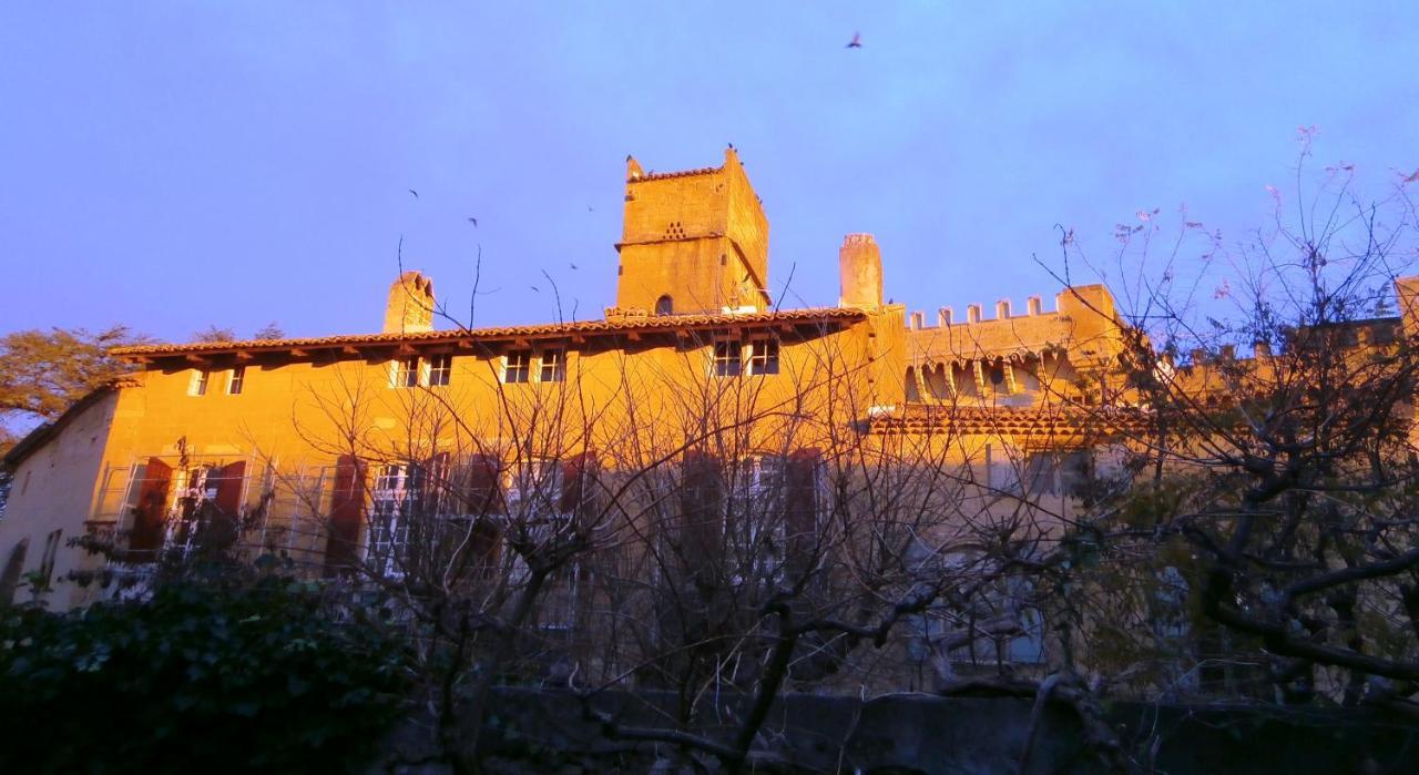 Monte Arena Bed & Breakfast Montaren-et-Saint-Mediers Bagian luar foto